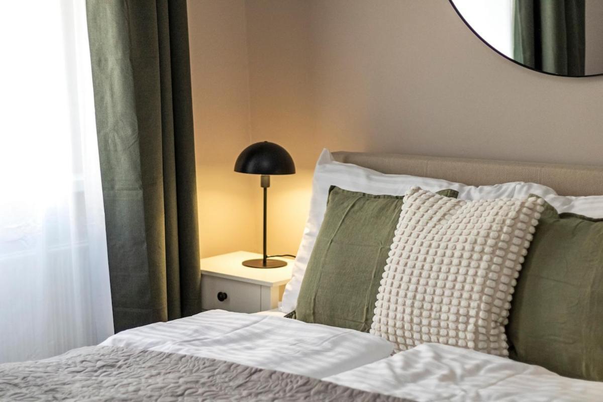 Balkon I Close To S-bahn I 5 Minutes To Mall Apartment Vienna